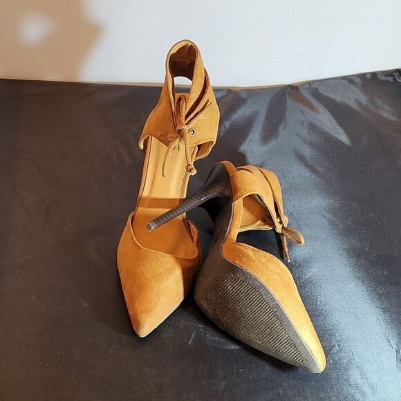 CHARLOTTE RUSSE WOMEN'S COLLECTION FAUX SUEDE D'ORSAY ANKLE STRAP TIE STILETTOS - Picture 9 of 12